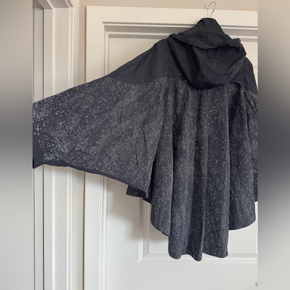 Limited Edition Lululemon collaboration with Soulcycle Size L/M Like New - Picture 10 of 15